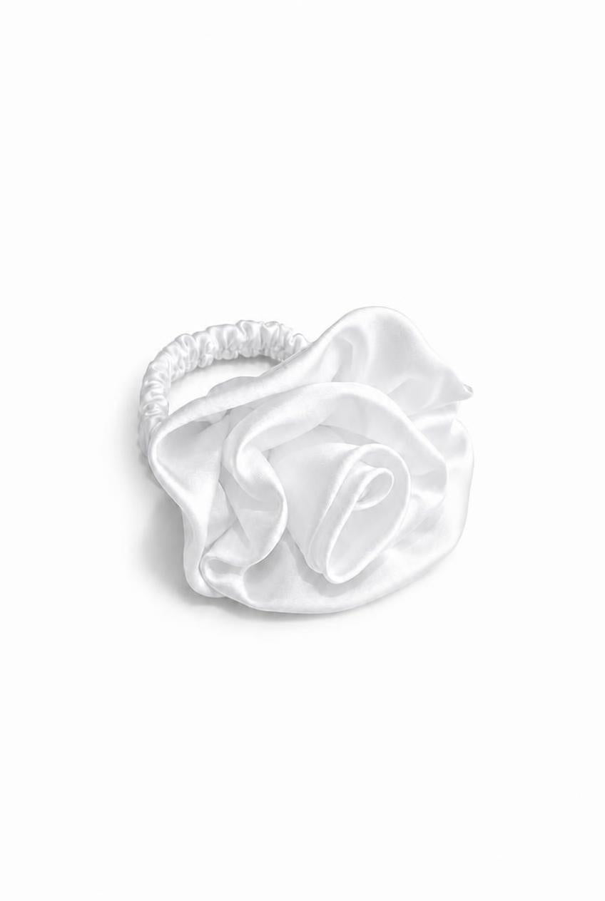 THE ROSEY CHOUCHOU